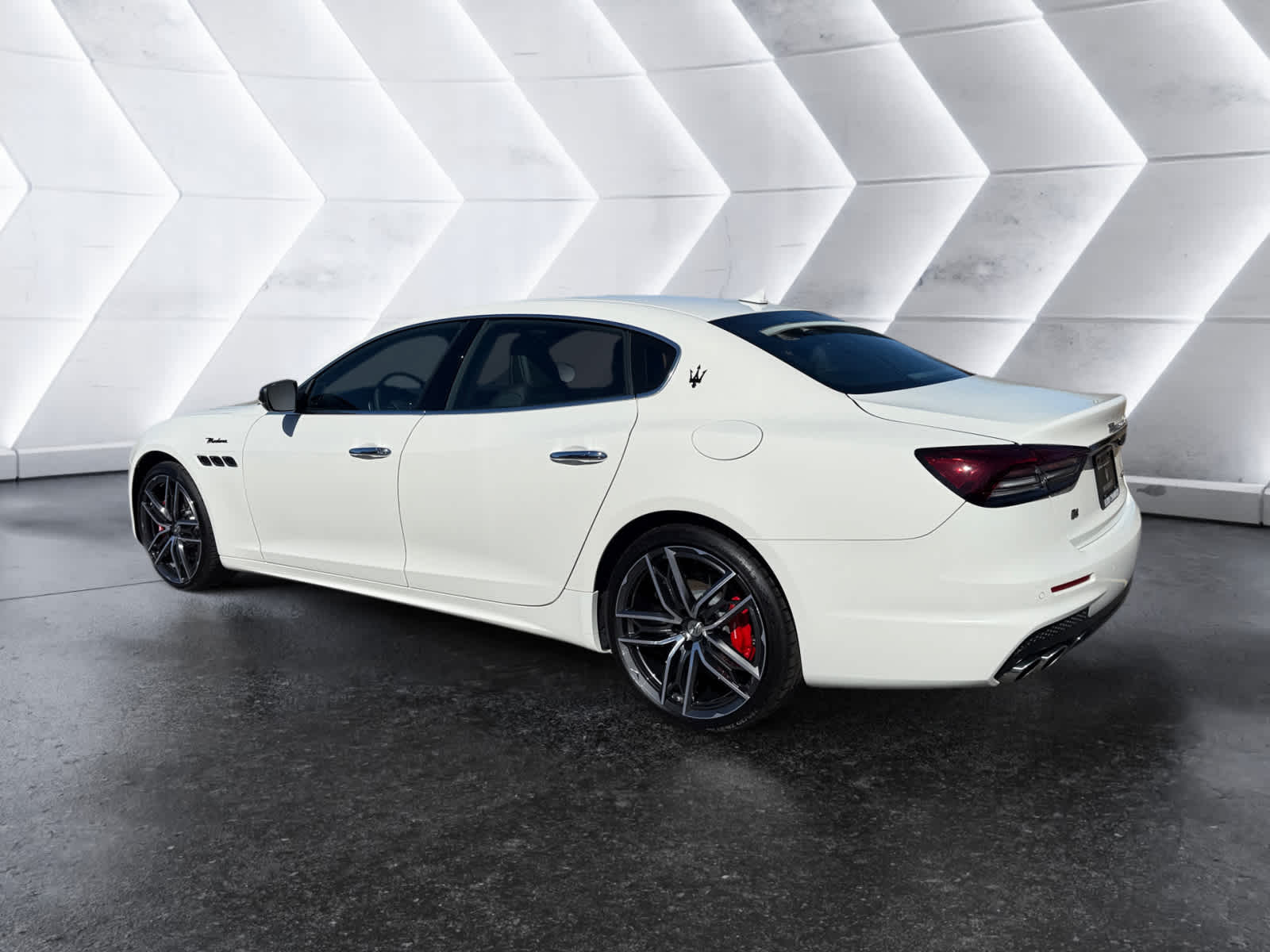 new 2024 Maserati Quattroporte car, priced at $139,998