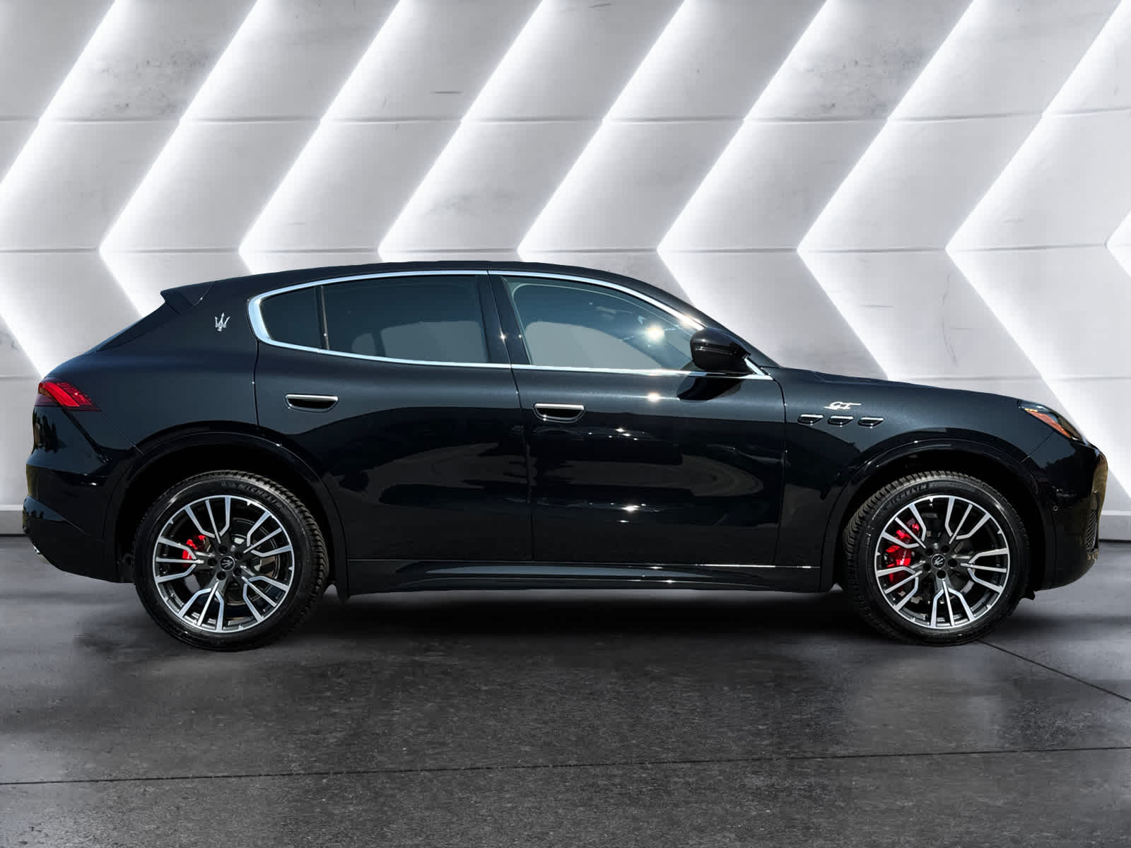 new 2024 Maserati Grecale car, priced at $78,240