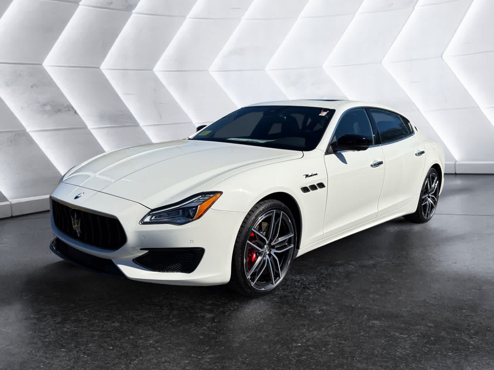 new 2024 Maserati Quattroporte car, priced at $139,998