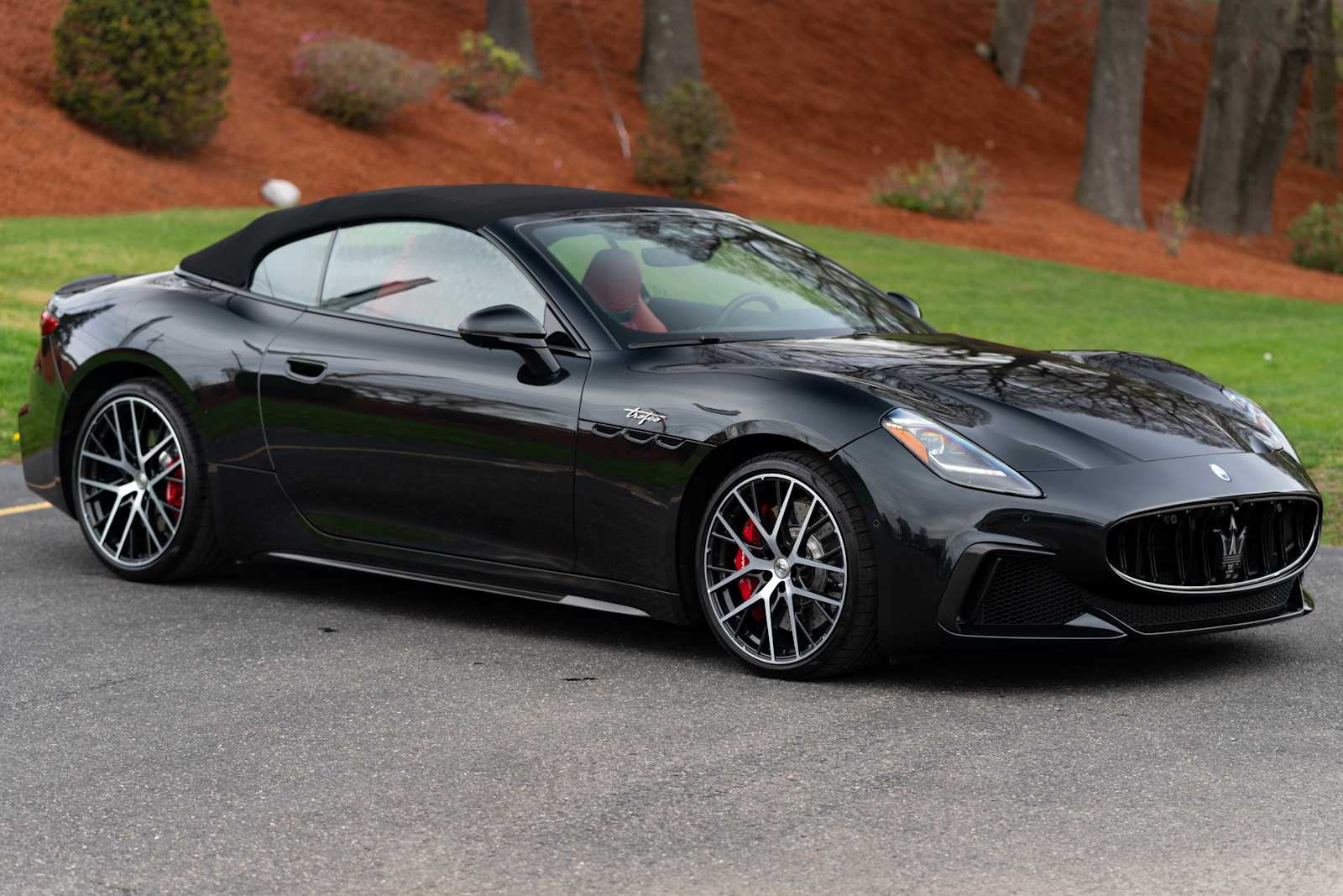 new 2024 Maserati Grancabrio car, priced at $205,000