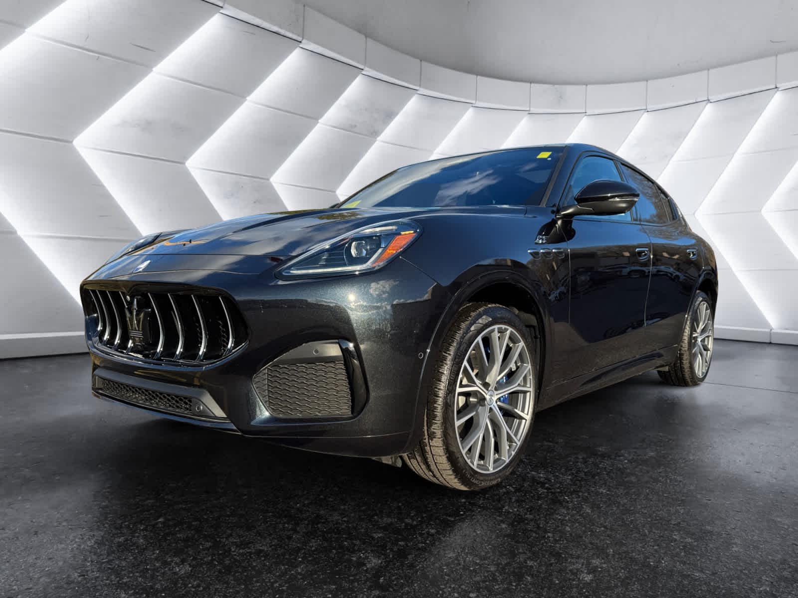 new 2023 Maserati Grecale car, priced at $81,792