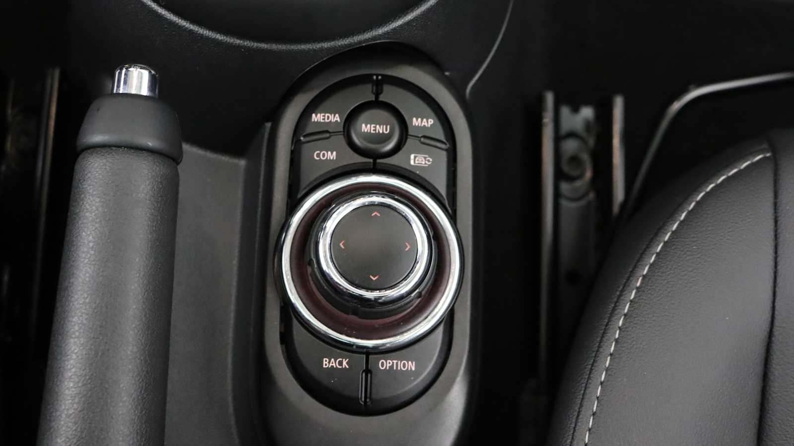 used 2023 MINI Hardtop 2 Door car, priced at $24,598