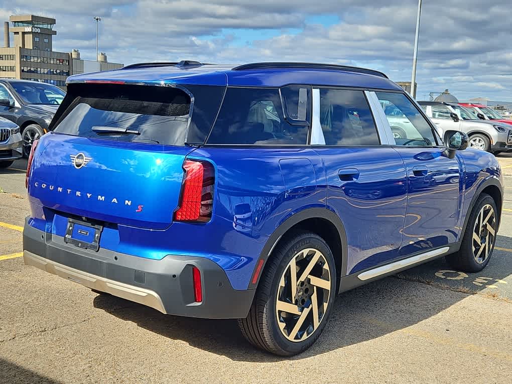 new 2025 MINI Countryman car, priced at $43,095