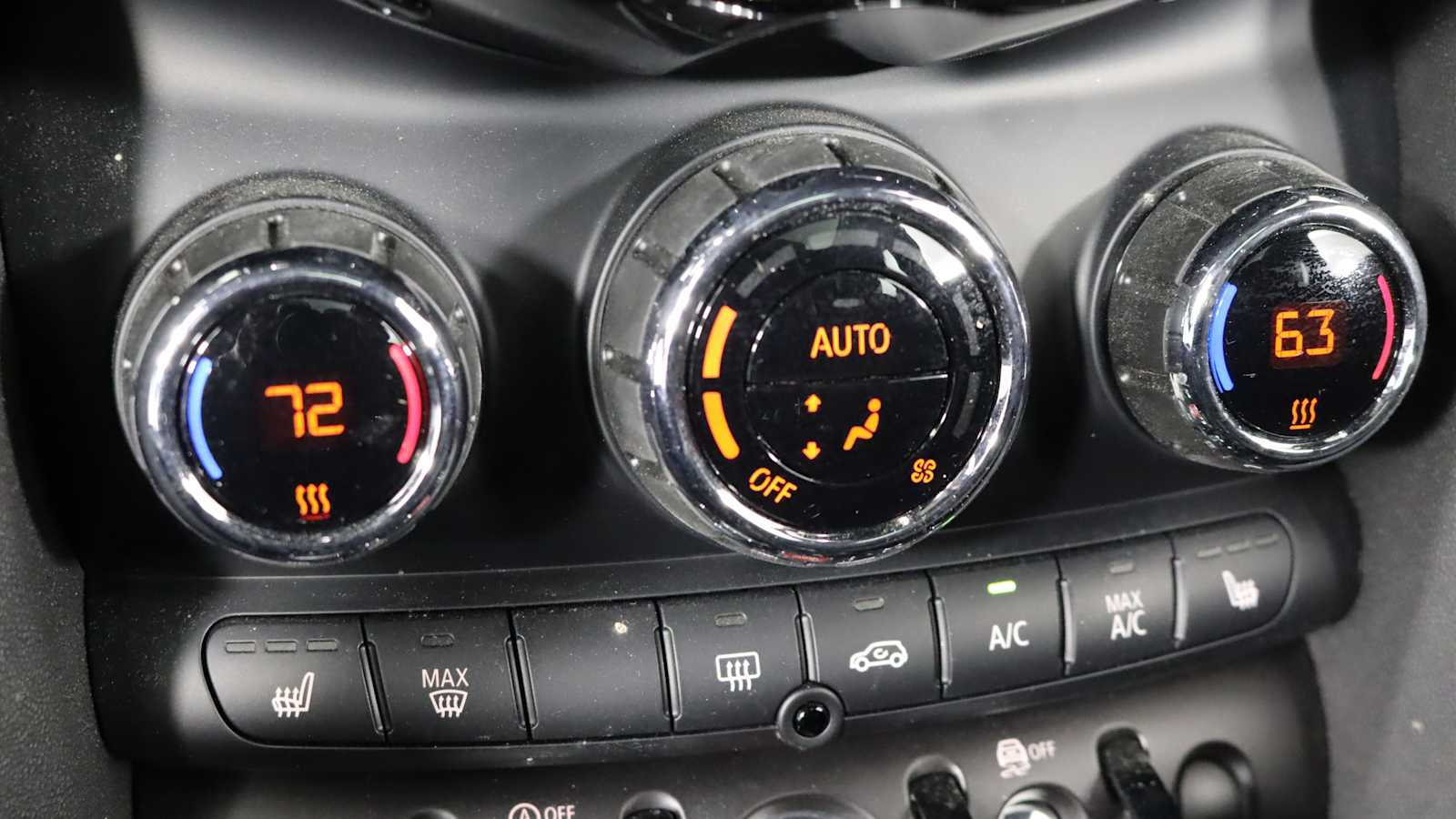 used 2022 MINI Hardtop 2 Door car, priced at $22,598