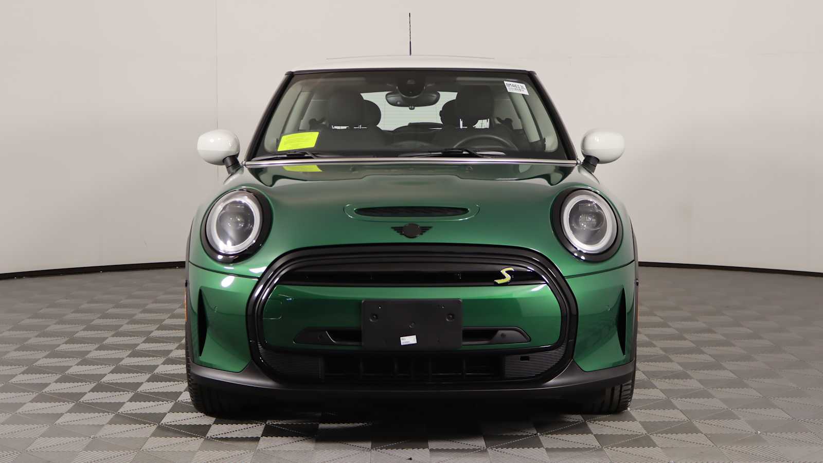 used 2024 MINI Electric Hardtop 2 Door car, priced at $27,498