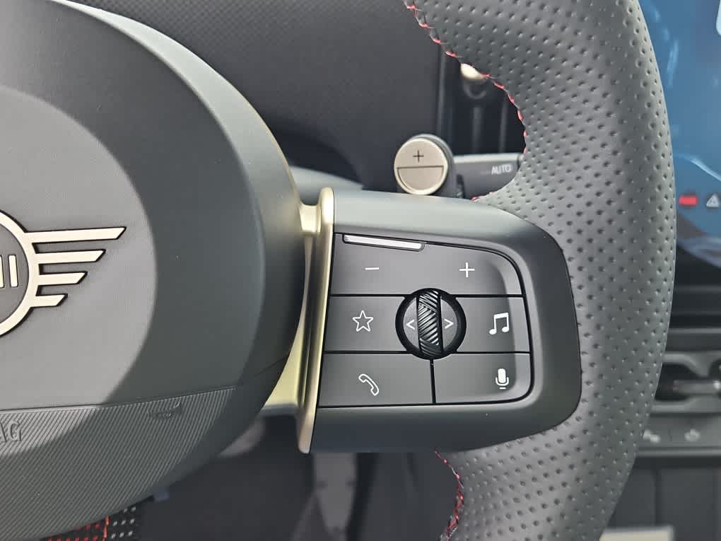 new 2025 MINI Hardtop 4 Door car, priced at $40,905