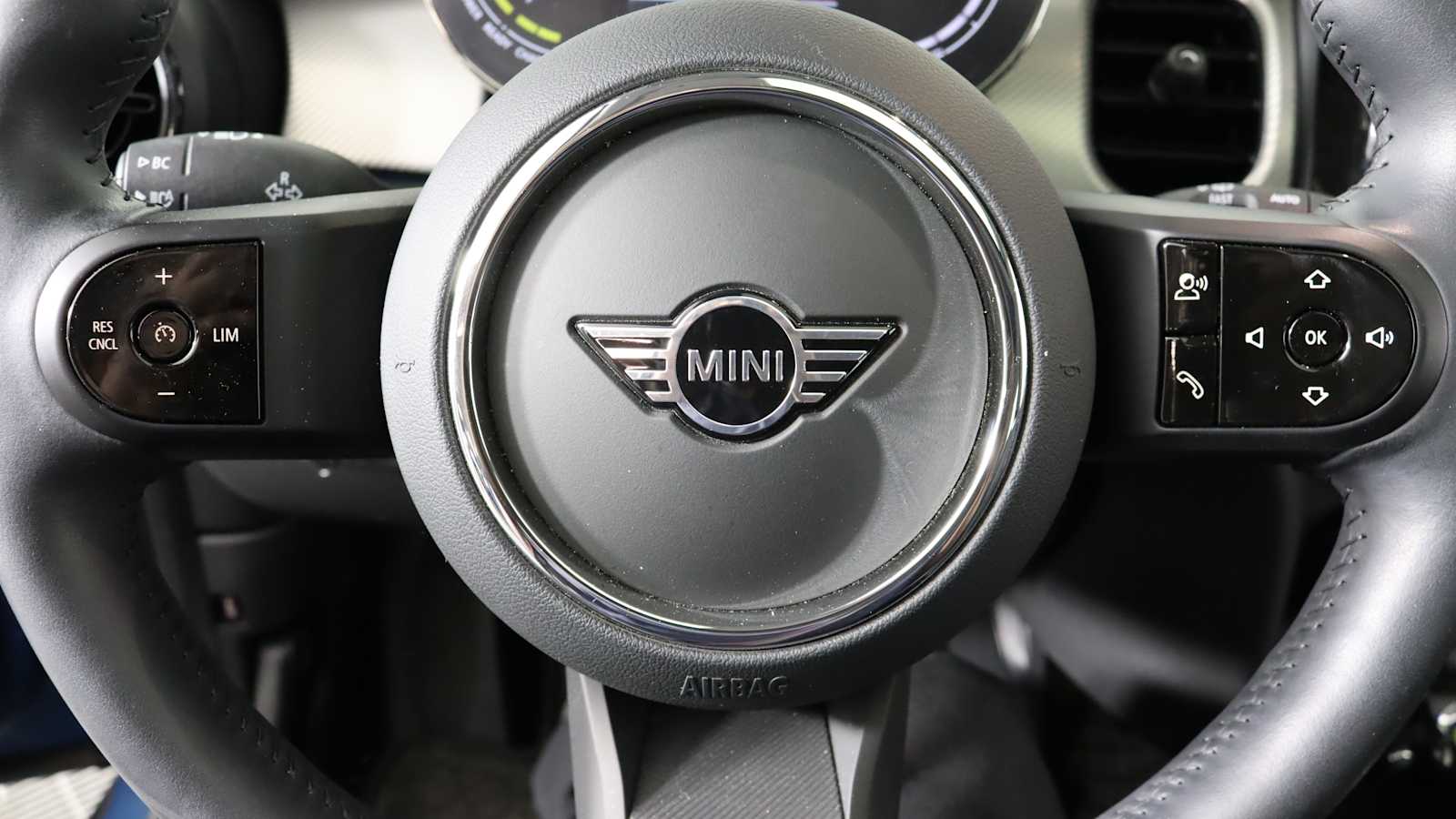 used 2024 MINI Electric Hardtop 2 Door car, priced at $23,698