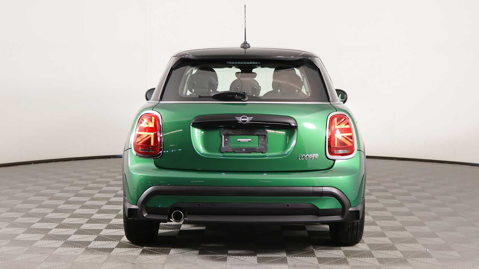 used 2022 MINI Hardtop 4 Door car, priced at $24,498