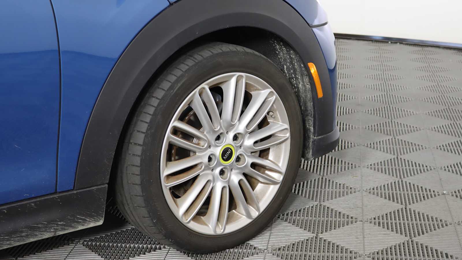 used 2024 MINI Electric Hardtop 2 Door car, priced at $23,698