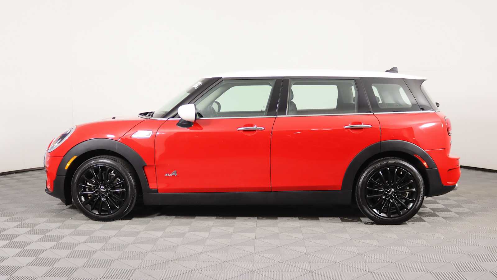 used 2024 MINI Clubman car, priced at $33,998