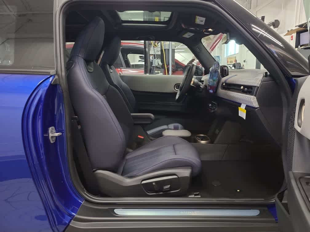 new 2025 MINI Hardtop 2 Door car, priced at $38,370