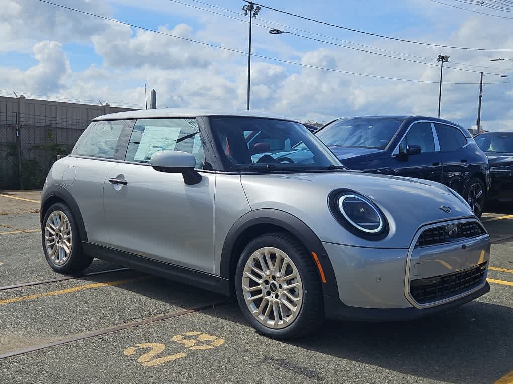 new 2025 MINI Hardtop 2 Door car, priced at $35,045