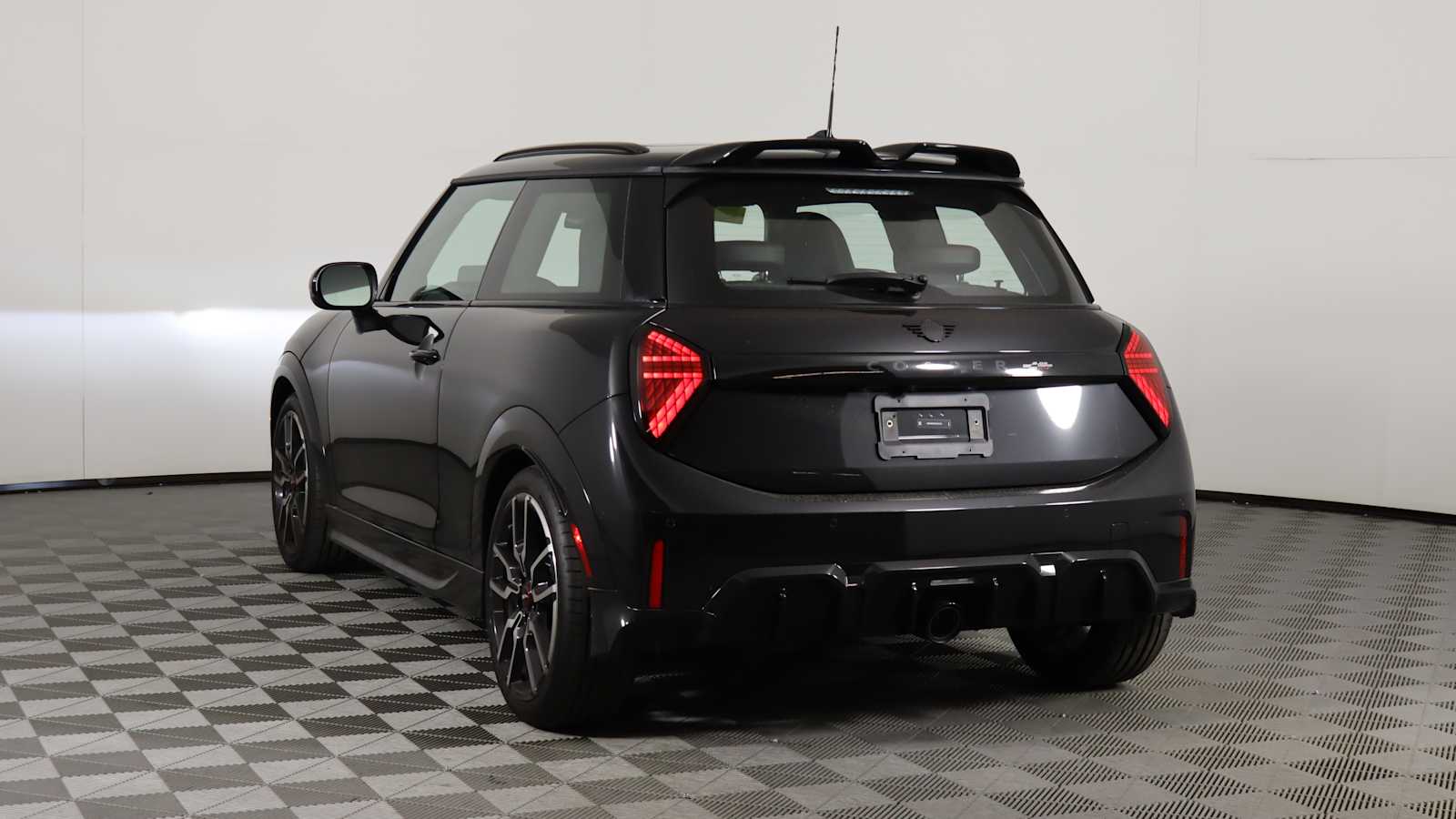 new 2025 MINI Hardtop 2 Door car, priced at $43,055