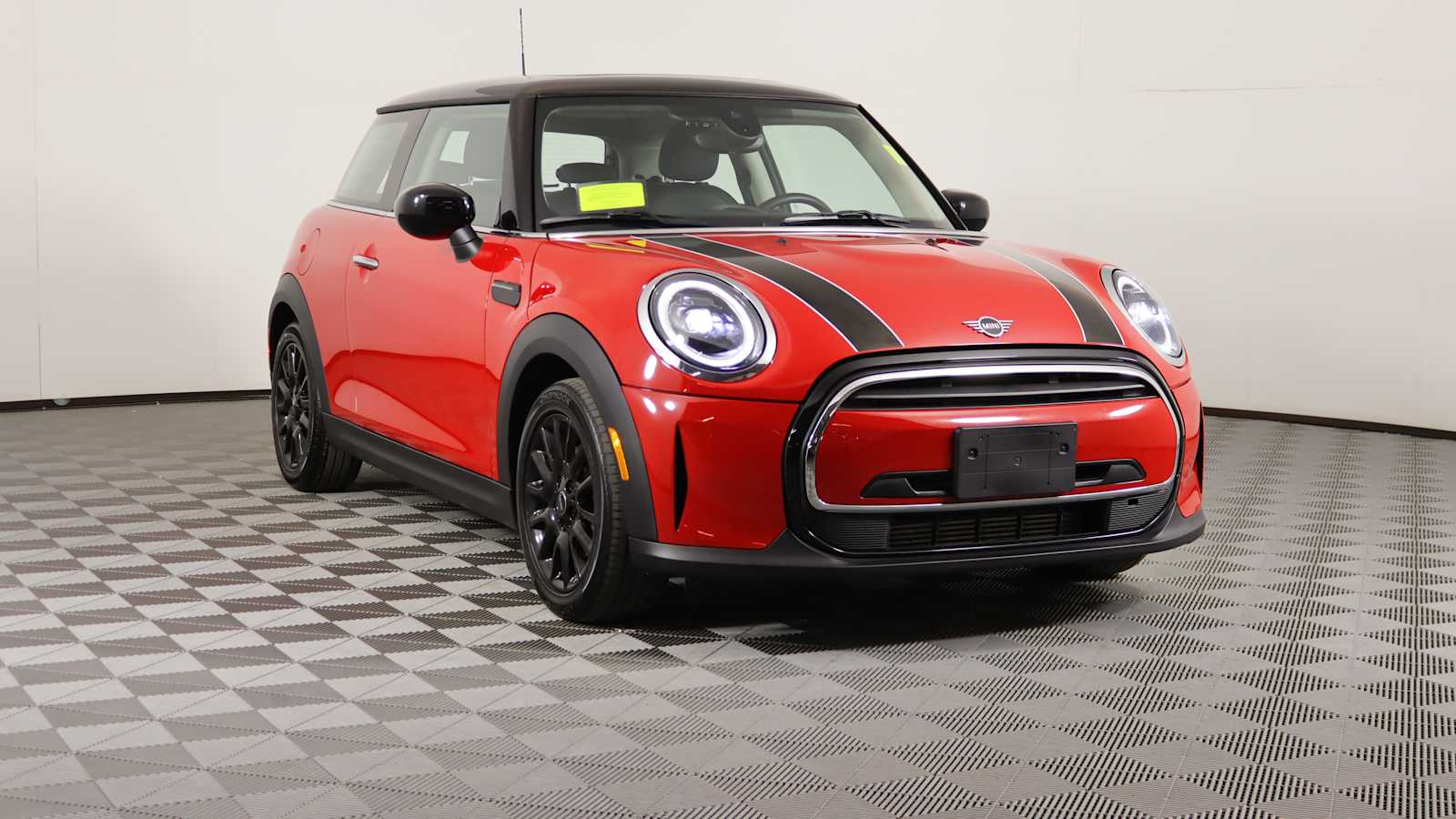 used 2023 MINI Hardtop 2 Door car, priced at $23,998