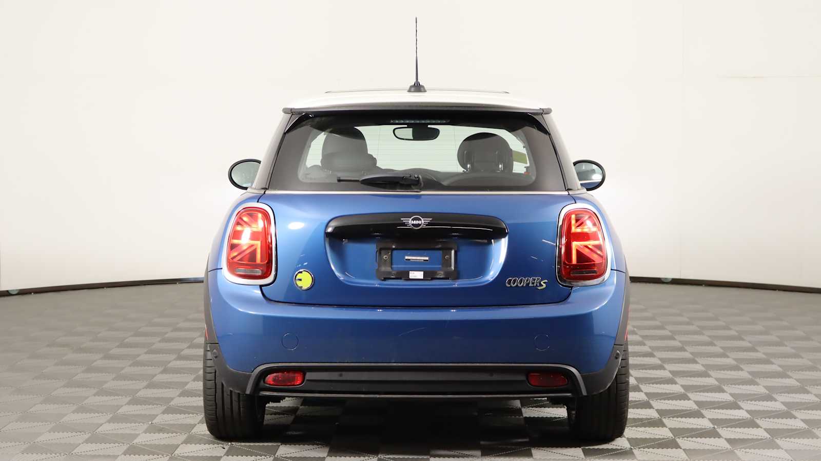 used 2024 MINI Electric Hardtop 2 Door car, priced at $23,698