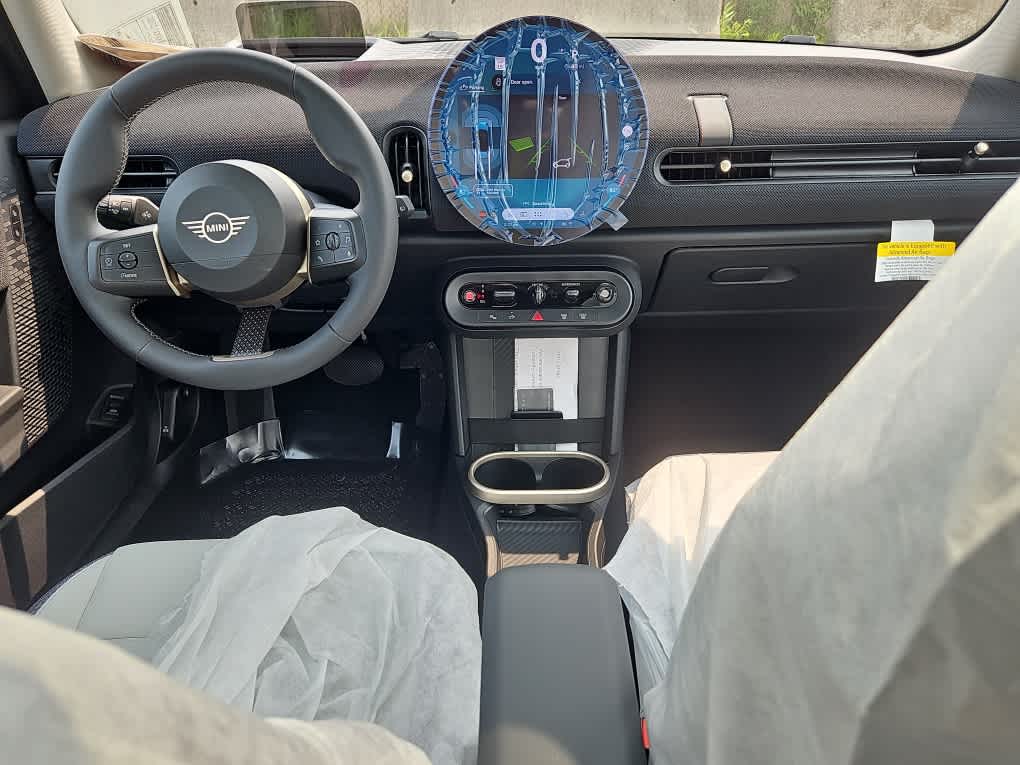 new 2025 MINI Hardtop 4 Door car, priced at $37,220