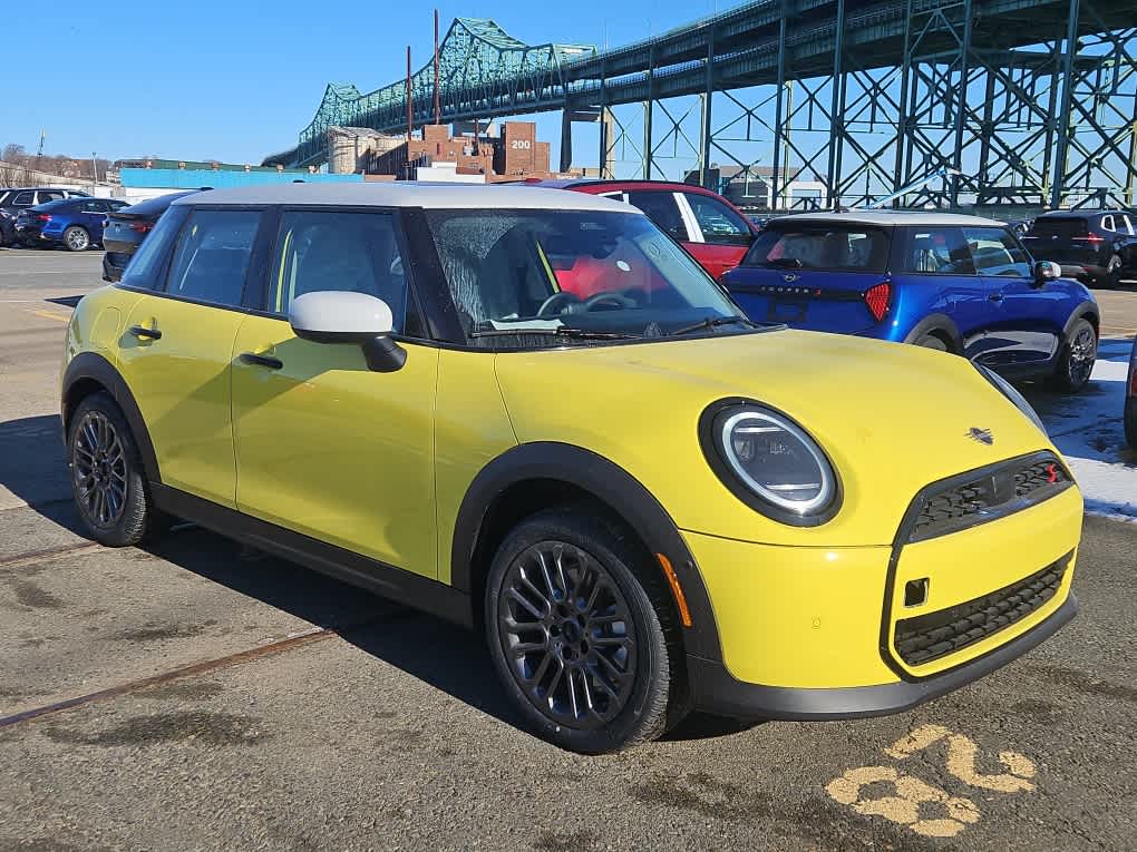 new 2025 MINI Hardtop 4 Door car, priced at $37,200