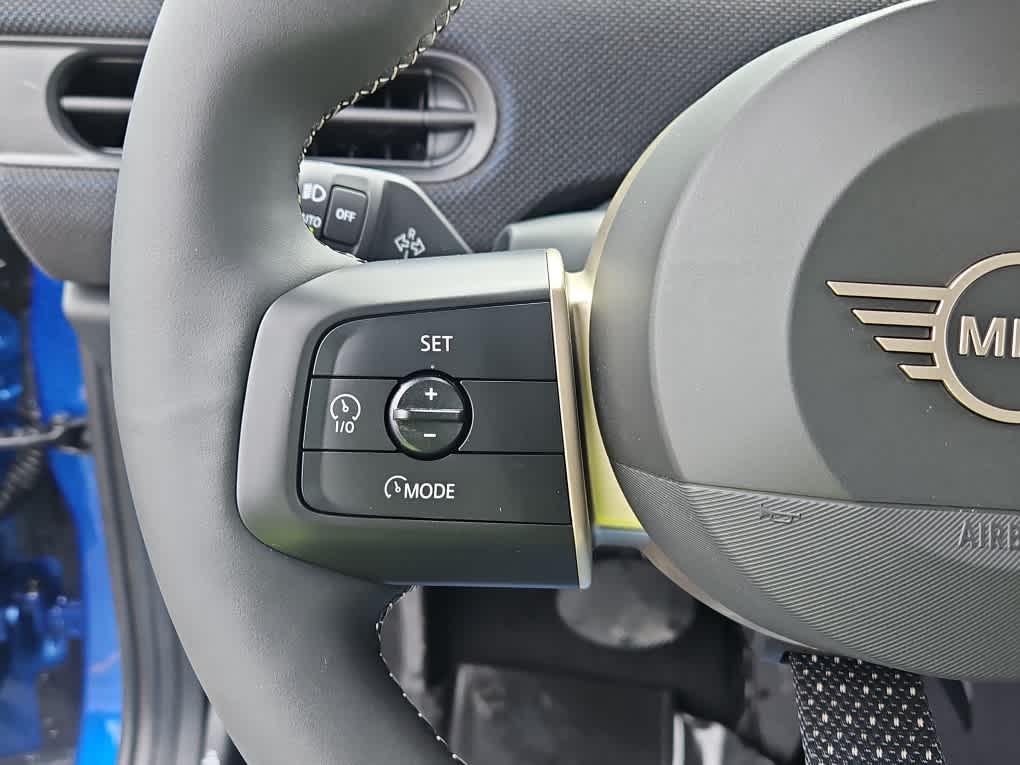 new 2025 MINI Hardtop 2 Door car, priced at $36,410