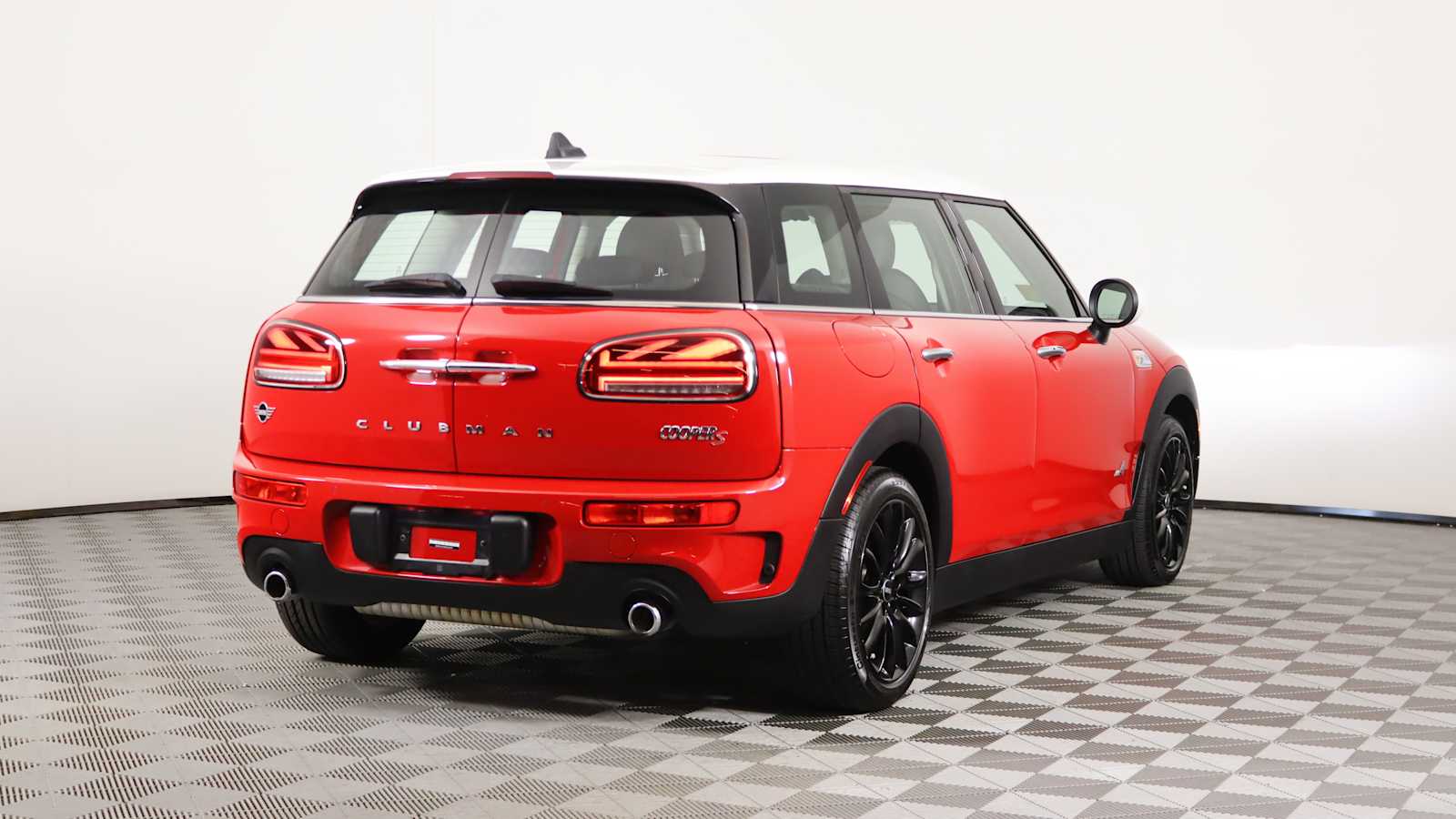 used 2024 MINI Clubman car, priced at $33,998