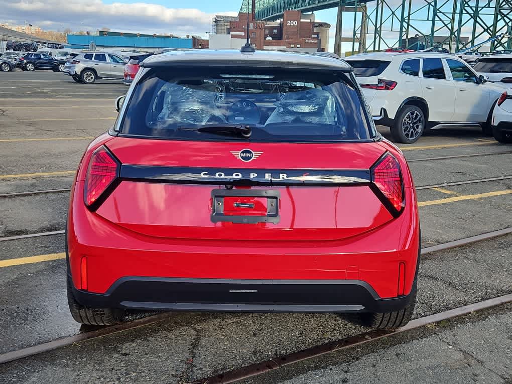 new 2025 MINI Hardtop 2 Door car, priced at $38,475