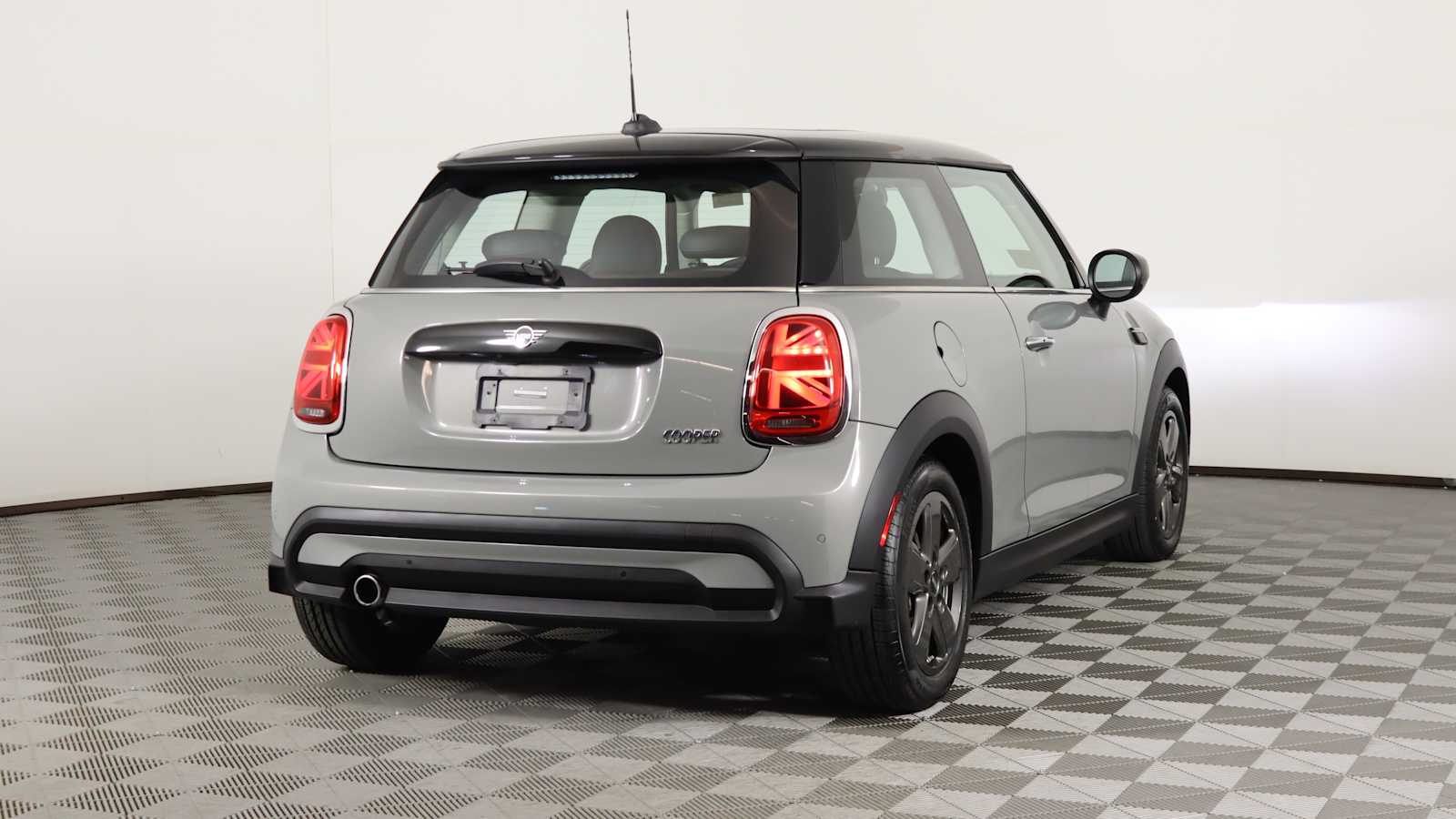 used 2023 MINI Hardtop 2 Door car, priced at $24,598