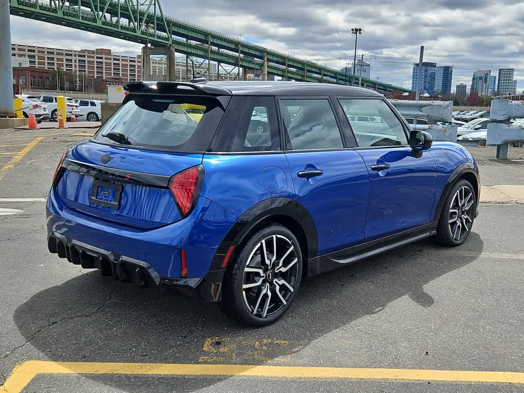 new 2025 MINI Hardtop 4 Door car, priced at $40,905
