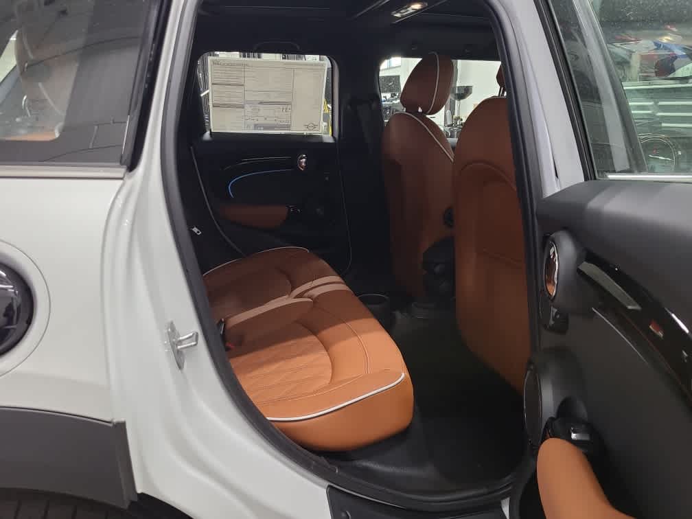 new 2024 MINI Hardtop 4 Door car, priced at $40,495