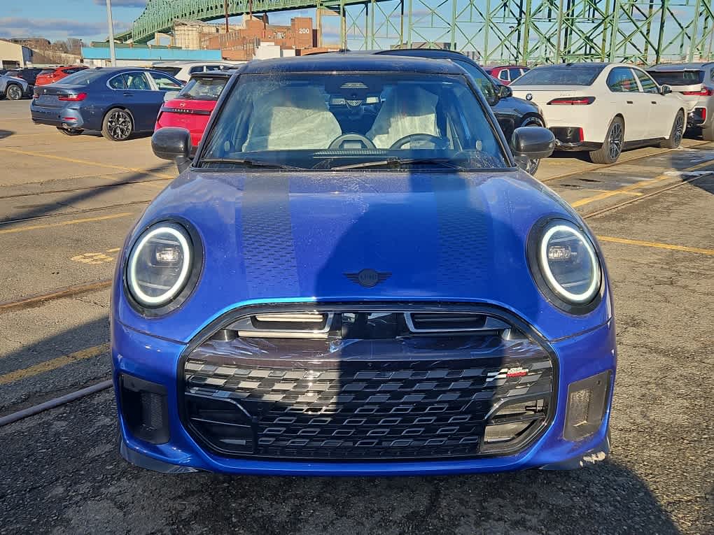 new 2025 MINI Hardtop 4 Door car, priced at $41,010