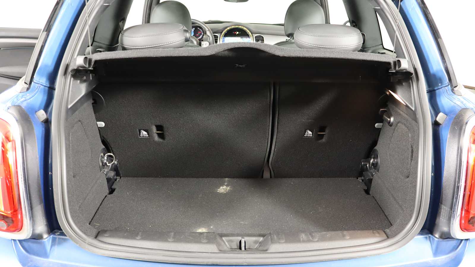 used 2022 MINI Hardtop 2 Door car, priced at $22,598