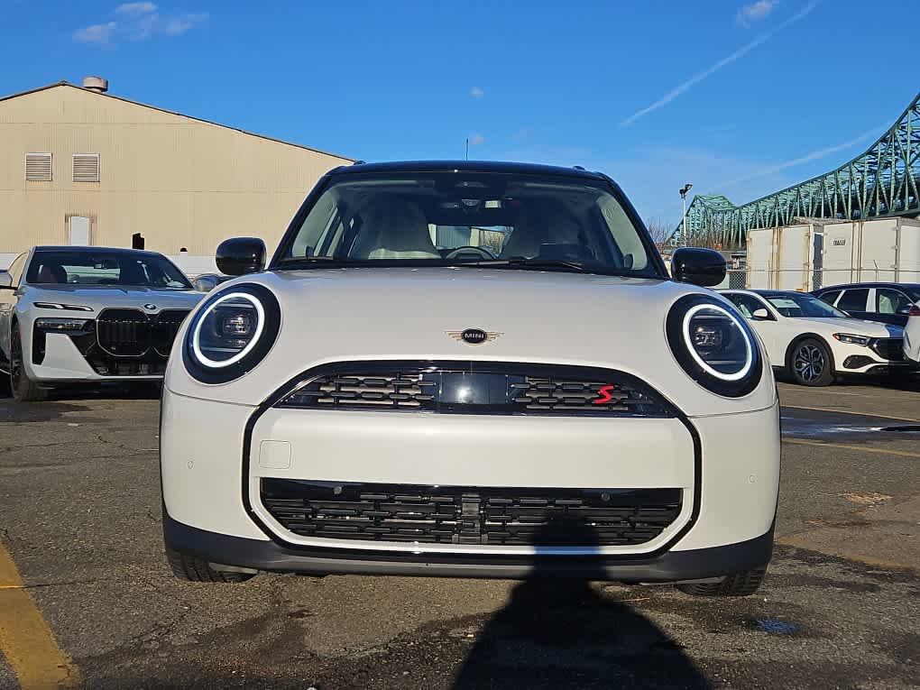 new 2025 MINI Hardtop 4 Door car, priced at $37,780