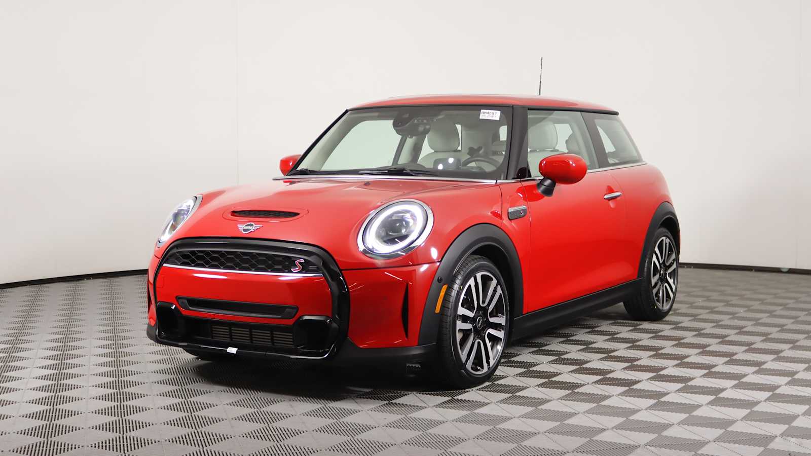 used 2022 MINI Hardtop 2 Door car, priced at $26,698