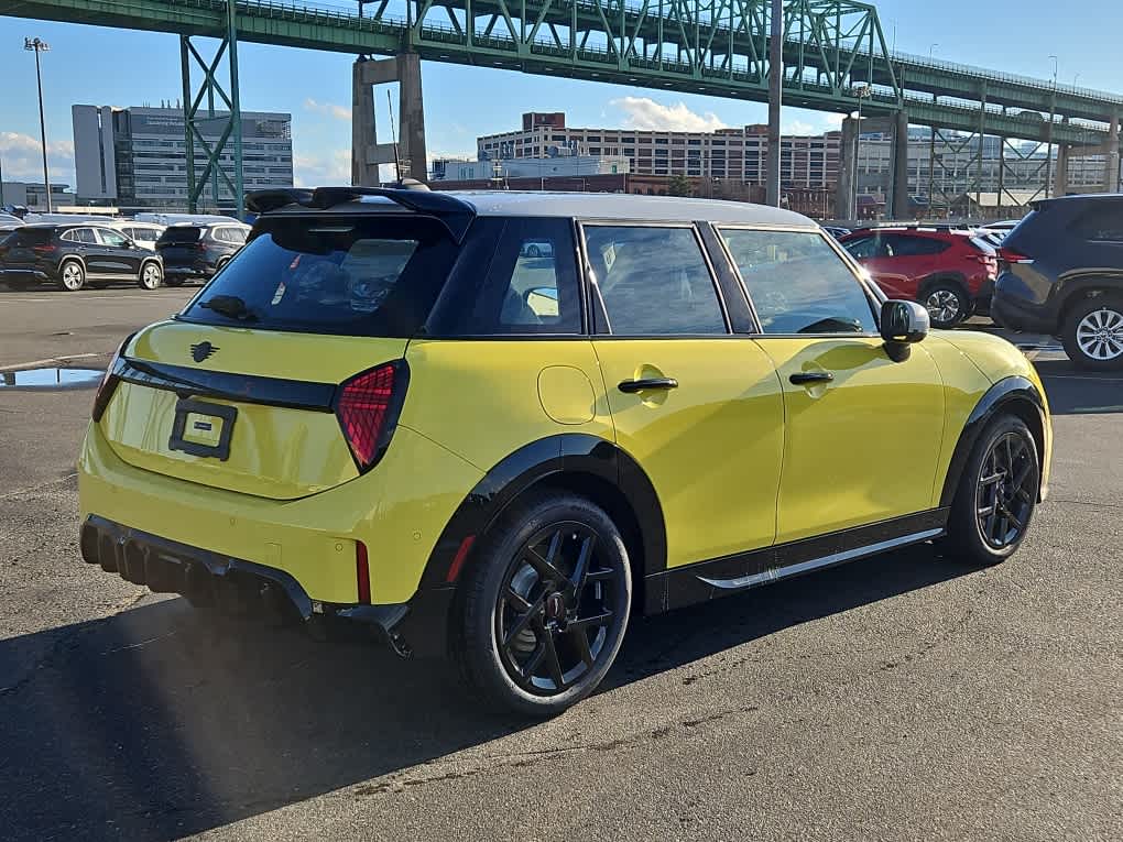 new 2025 MINI Hardtop 4 Door car, priced at $40,580