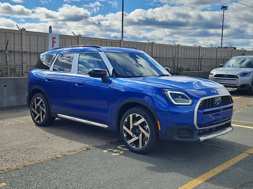 new 2025 MINI Countryman car, priced at $43,095