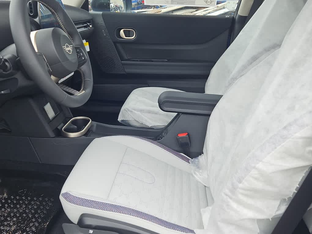 new 2025 MINI Hardtop 2 Door car, priced at $36,825