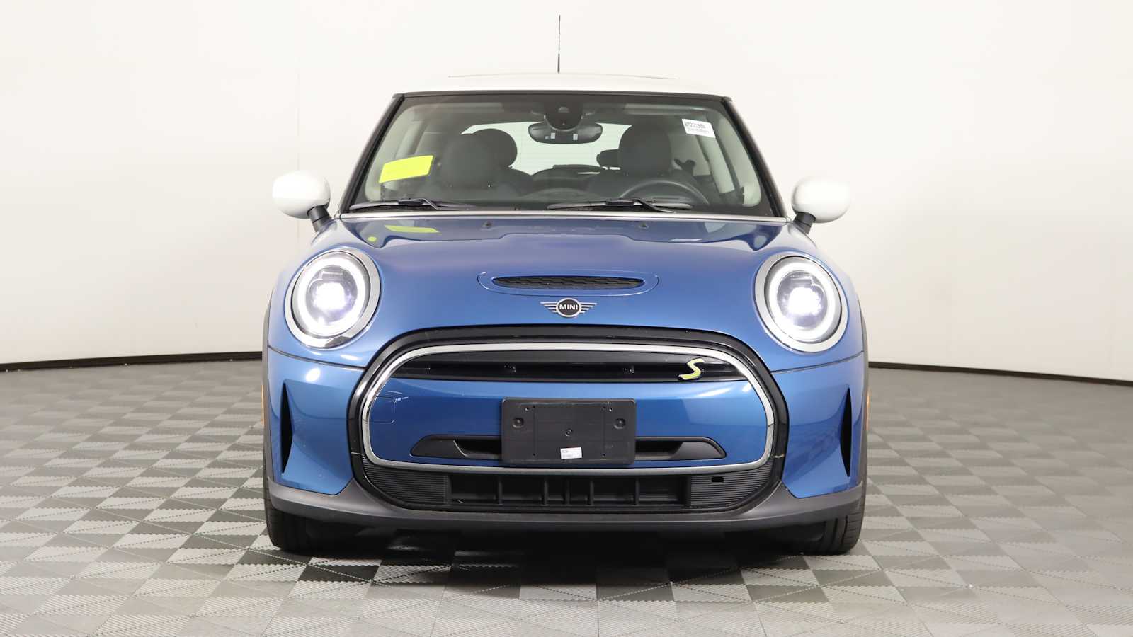used 2024 MINI Electric Hardtop 2 Door car, priced at $23,698
