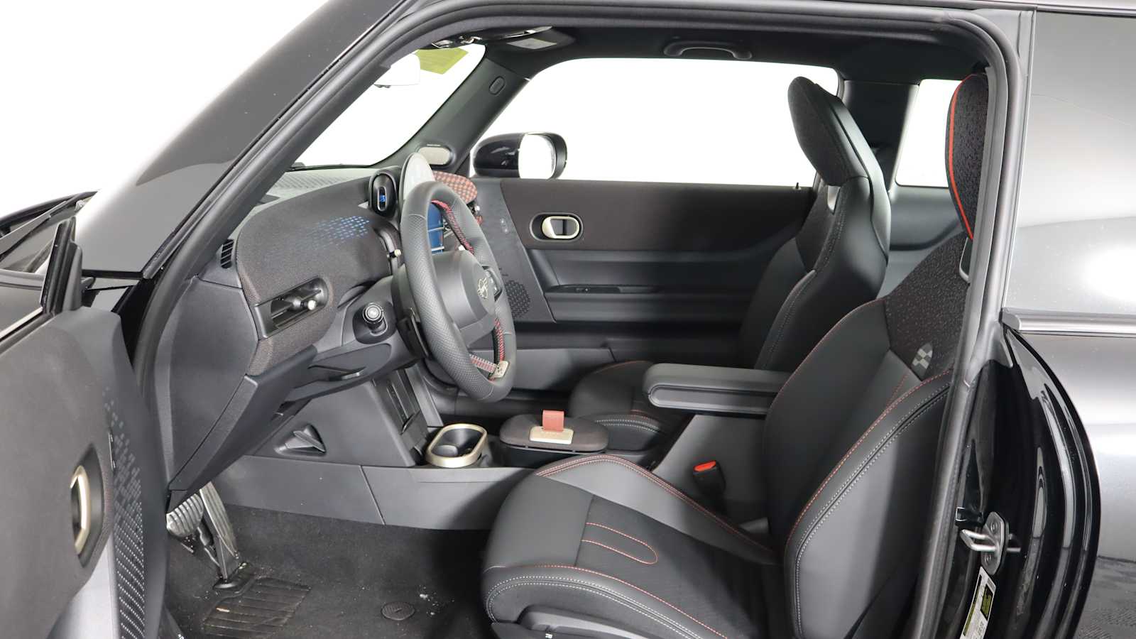 new 2025 MINI Hardtop 2 Door car, priced at $43,055