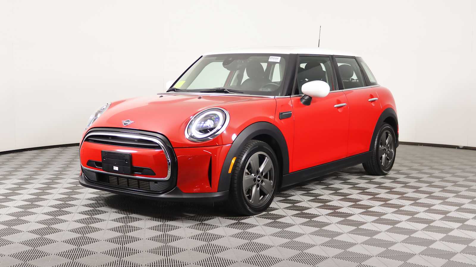 used 2022 MINI Hardtop 4 Door car, priced at $22,798