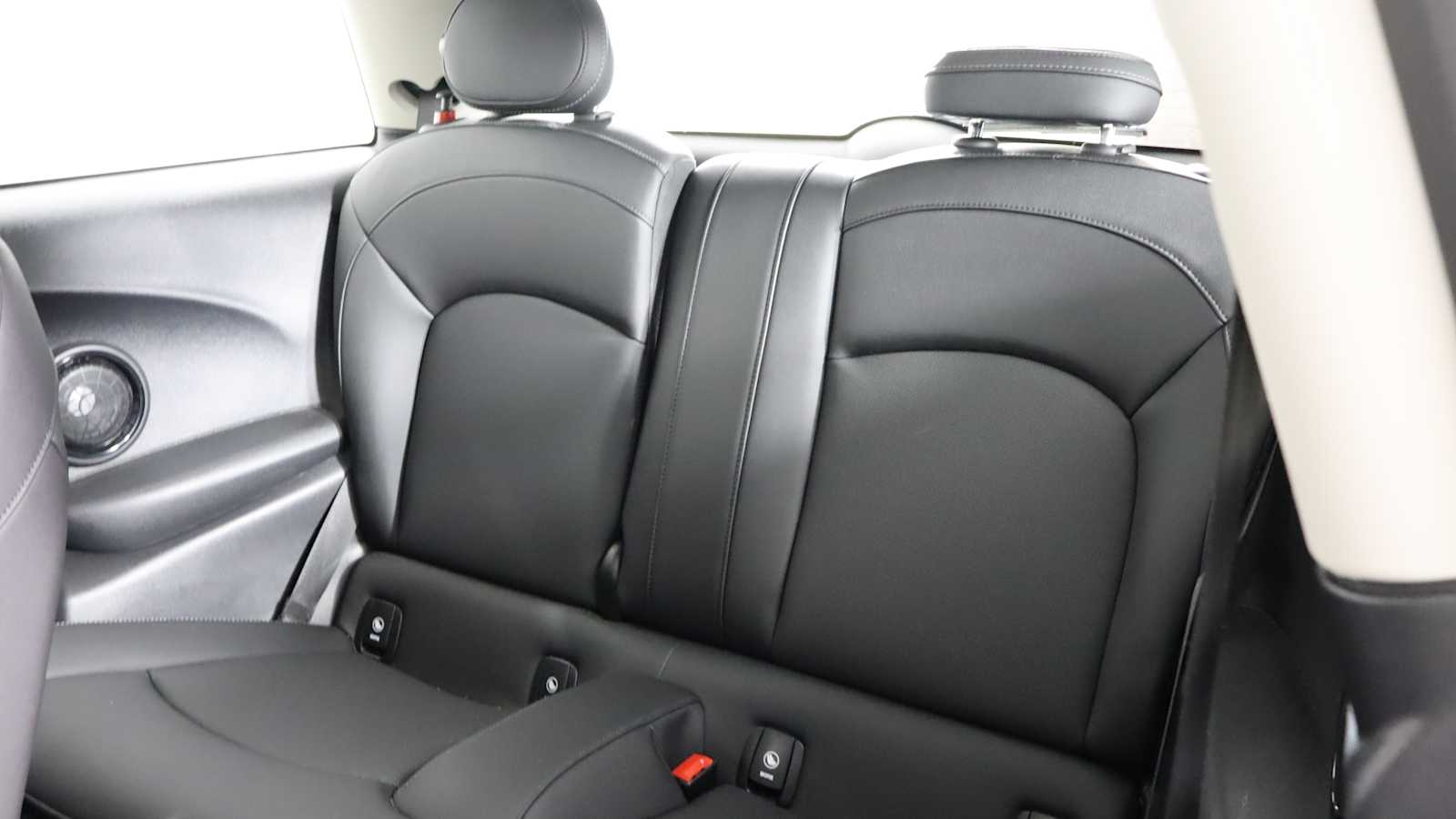 used 2024 MINI Electric Hardtop 2 Door car, priced at $23,698