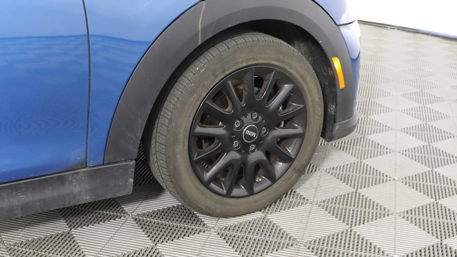 used 2022 MINI Hardtop 2 Door car, priced at $22,598