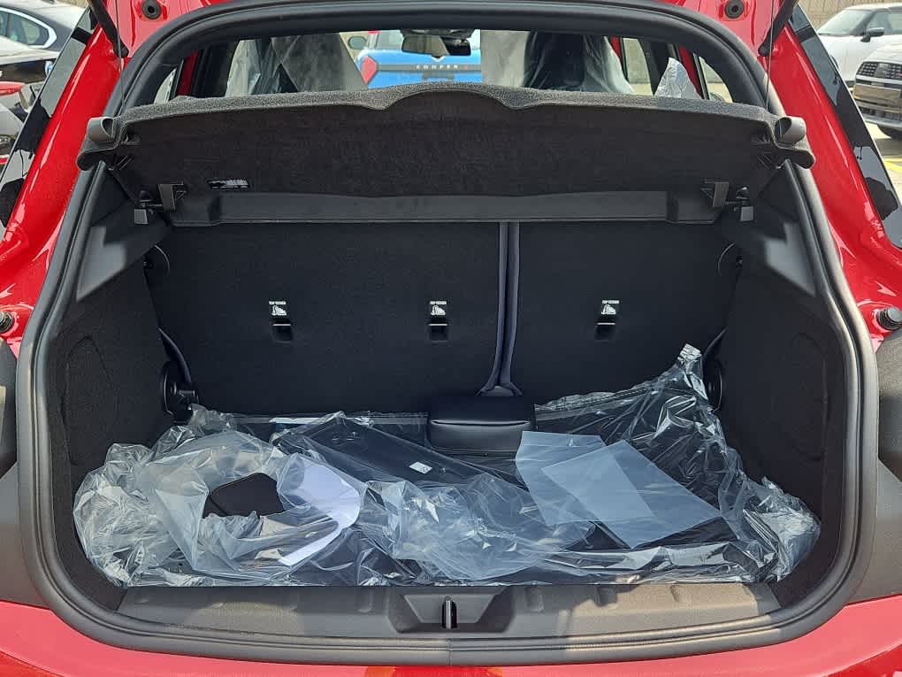 new 2025 MINI Hardtop 4 Door car, priced at $36,370