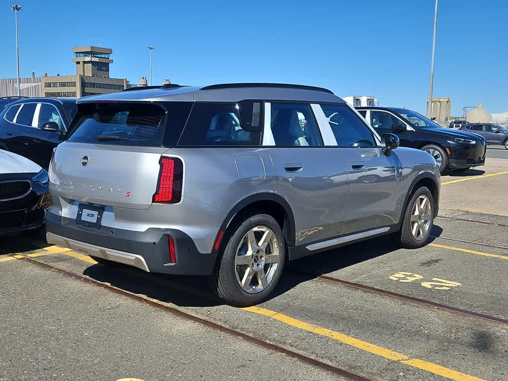 new 2025 MINI Countryman car, priced at $40,100