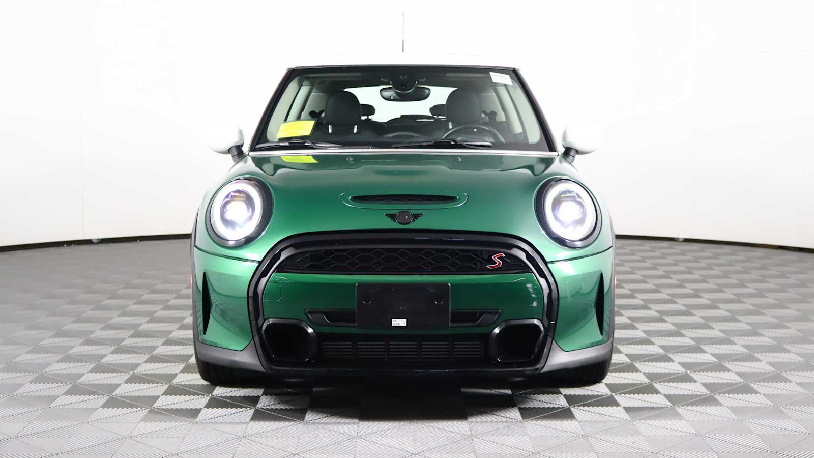 used 2023 MINI Hardtop 2 Door car, priced at $25,798