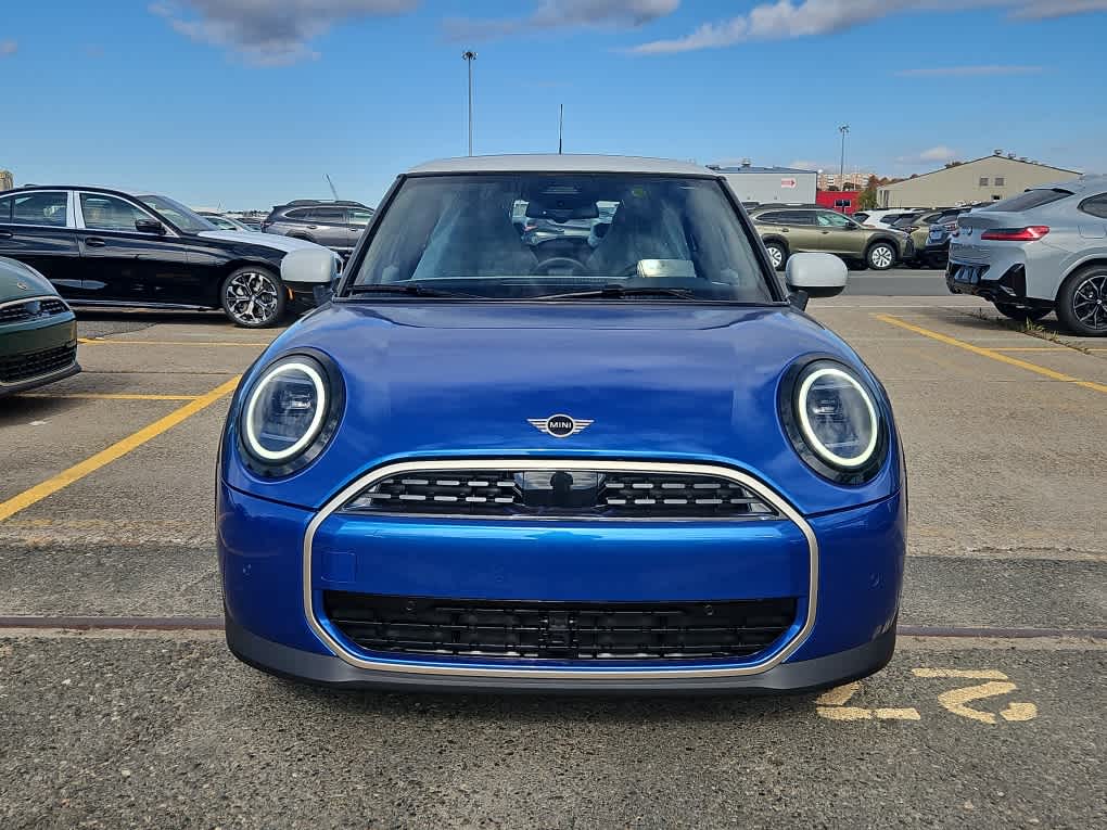 new 2025 MINI Hardtop 2 Door car, priced at $32,730