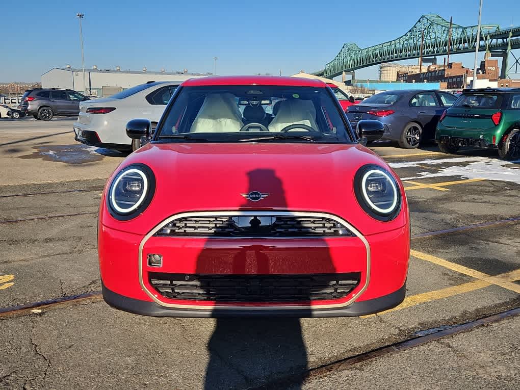 new 2025 MINI Hardtop 4 Door car, priced at $35,500