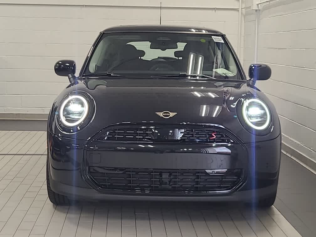 new 2025 MINI Hardtop 2 Door car, priced at $35,595