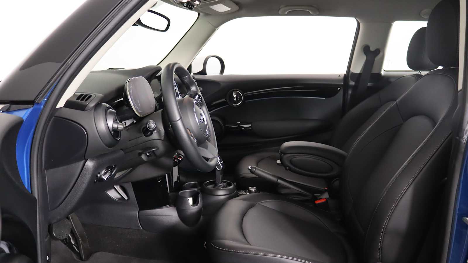 used 2022 MINI Hardtop 2 Door car, priced at $23,798