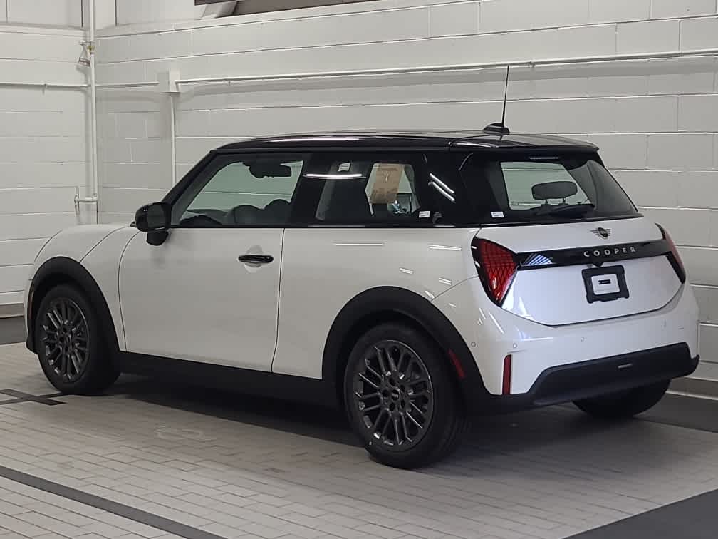 new 2025 MINI Hardtop 2 Door car, priced at $32,945