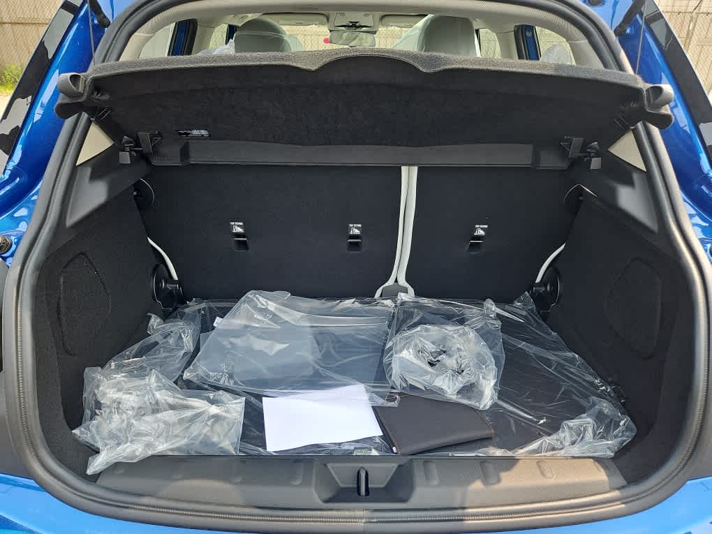 new 2025 MINI Hardtop 4 Door car, priced at $37,220