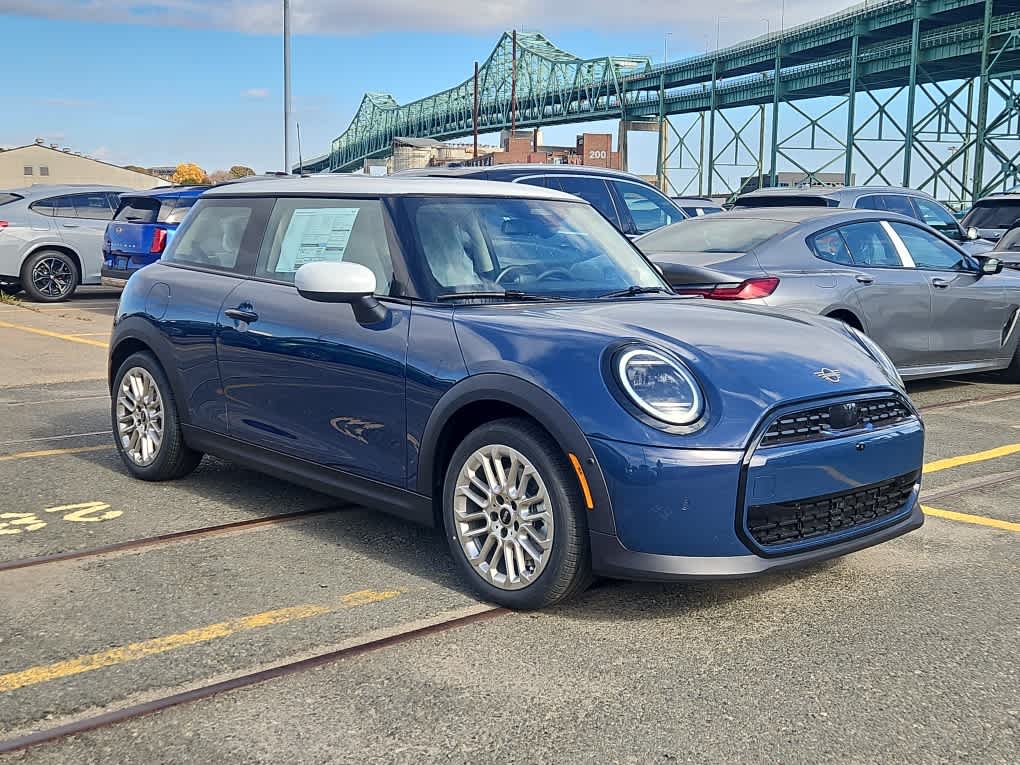 new 2025 MINI Hardtop 2 Door car, priced at $34,130