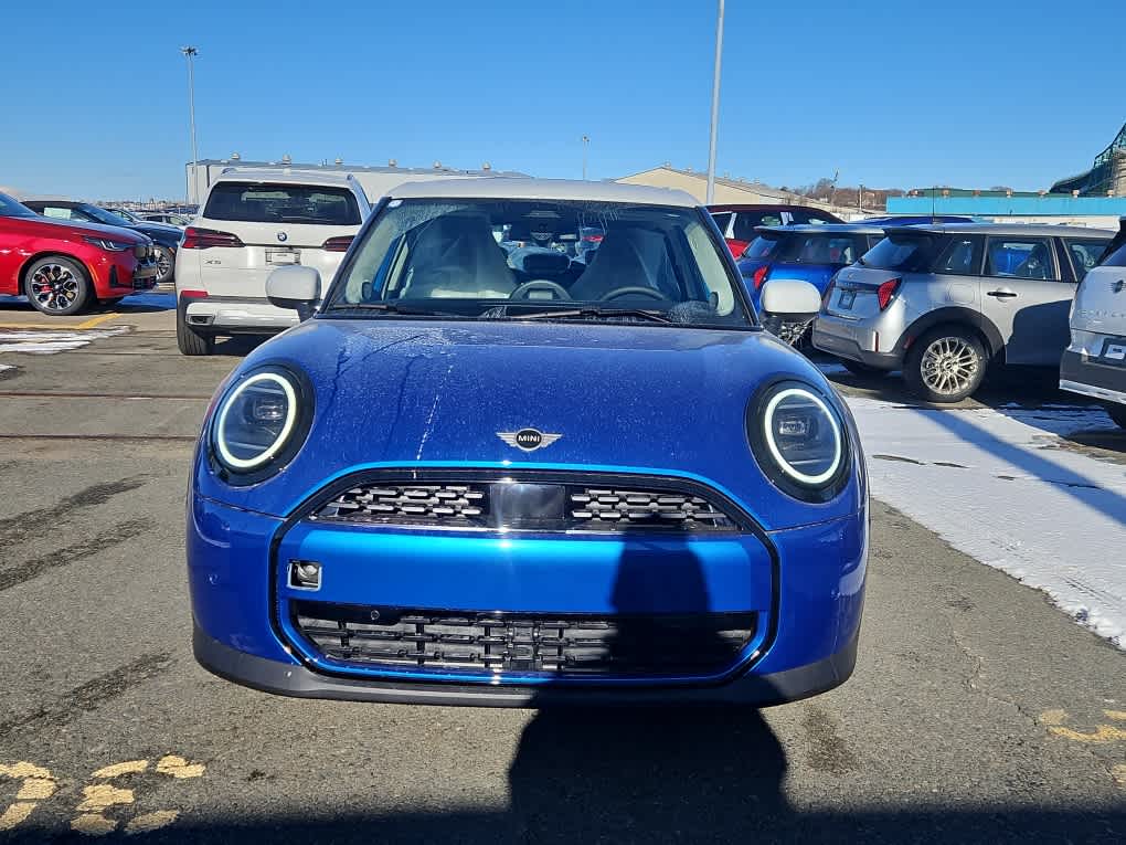 new 2025 MINI Hardtop 4 Door car, priced at $34,800